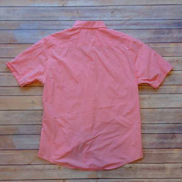 Croft & Barrow Short-Sleeve Button-Down Collared Shirt in Plaid - Medium - Picture 4 of 4